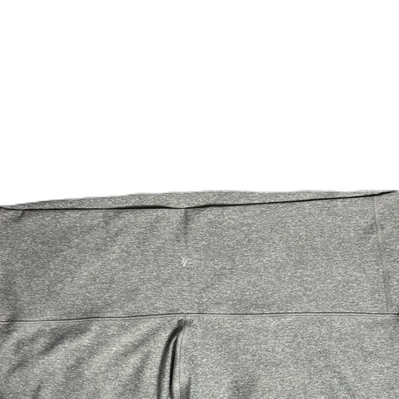 Old Navy Active Extra High Rise, Gray Maternity Leggings, Size XXL - Picture 4 of 7